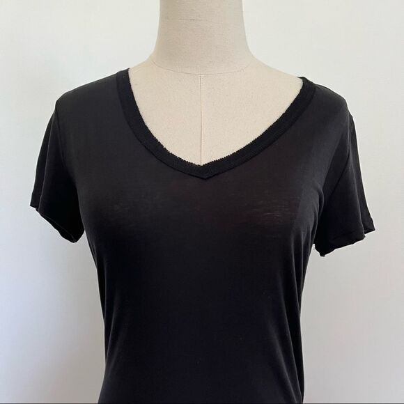 Skin Easy V Neck Tee 0 - Picture 4 of 6